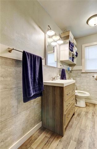 215 E Walnut Street, Waverly, MO 64096