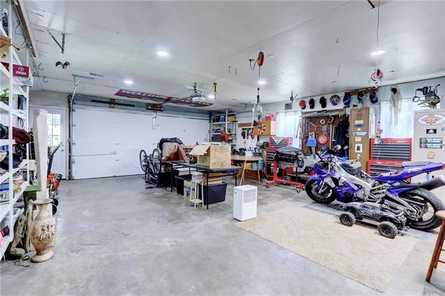 215 E Walnut Street, Waverly, MO 64096