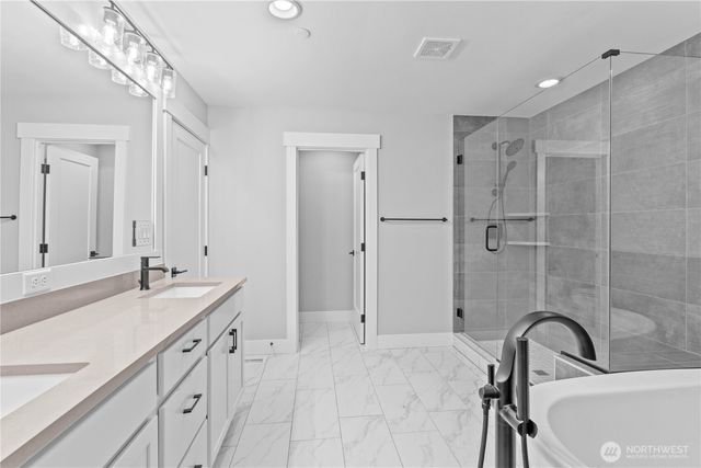 19 3853 95th Avenue E, Edgewood, WA 98371