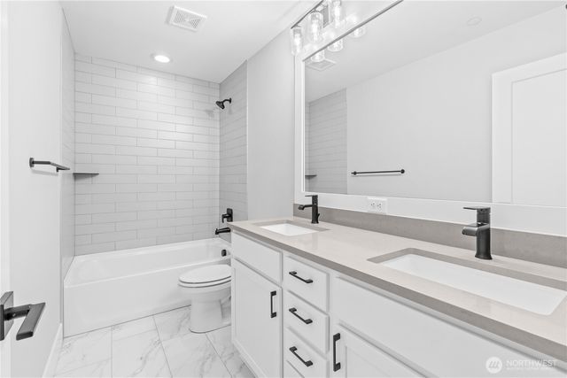 19 3853 95th Avenue E, Edgewood, WA 98371