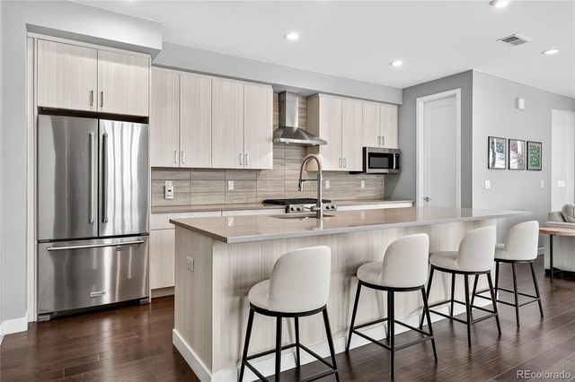 3237 S Bannock Street, Englewood, CO 80110