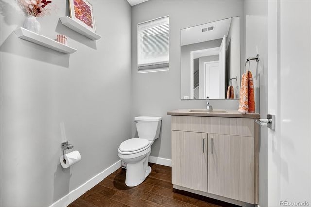 3237 S Bannock Street, Englewood, CO 80110