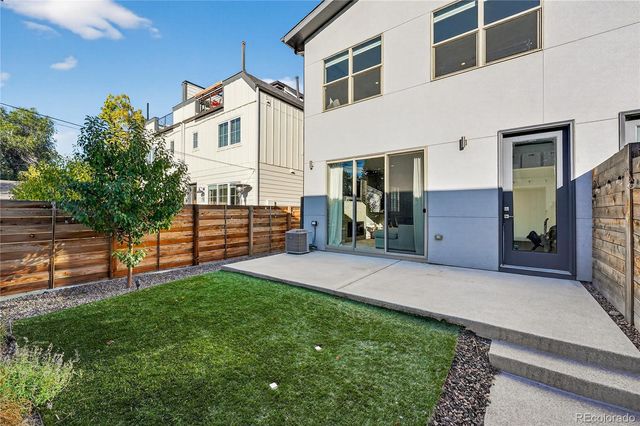 3237 S Bannock Street, Englewood, CO 80110