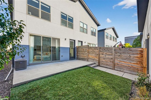 3237 S Bannock Street, Englewood, CO 80110