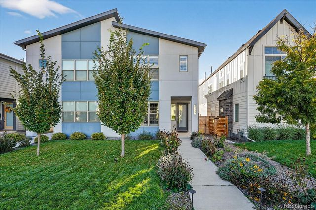3237 S Bannock Street, Englewood, CO 80110