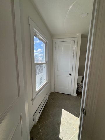 16 Cottage St 2, Lynn, MA 01905