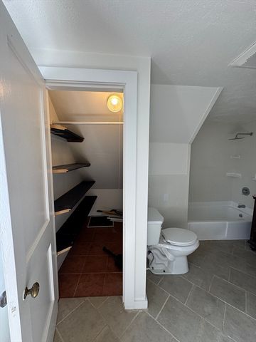 16 Cottage St 2, Lynn, MA 01905