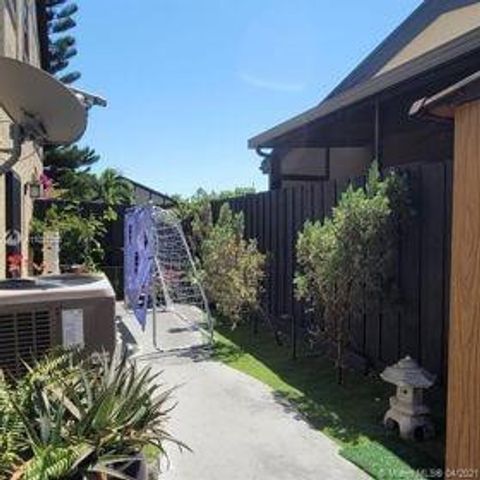 9335 NW 45th Street 9335, Sunrise, FL 33351