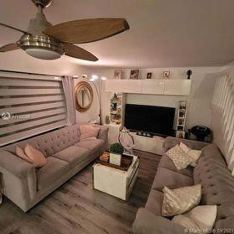 9335 NW 45th Street 9335, Sunrise, FL 33351