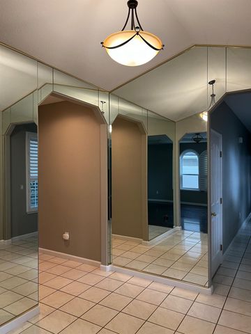 19042 Pebble Run, Woodbridge, CA 95258