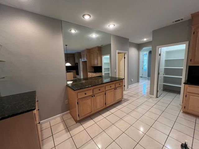 19042 Pebble Run, Woodbridge, CA 95258