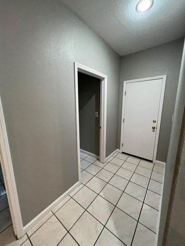 19042 Pebble Run, Woodbridge, CA 95258