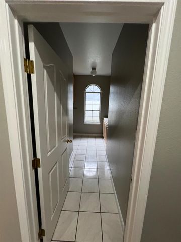 19042 Pebble Run, Woodbridge, CA 95258