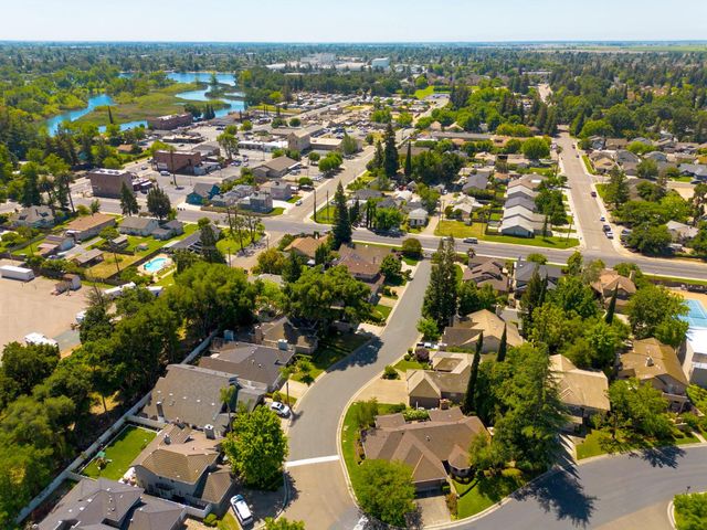 19042 Pebble Run, Woodbridge, CA 95258