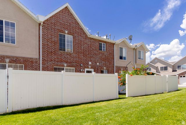 3884 W SAGE MEADOW DR, South Jordan, UT 84009