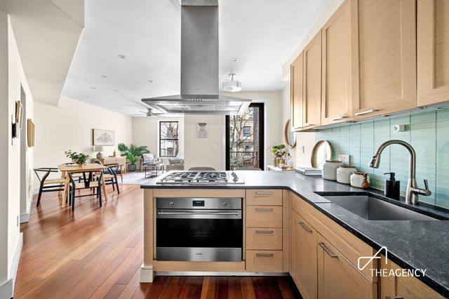 345 E 50th St Apt 5C, New York City, NY 10022