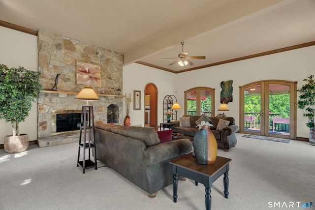 194 Quaker Farms Road, Oxford, CT 06478