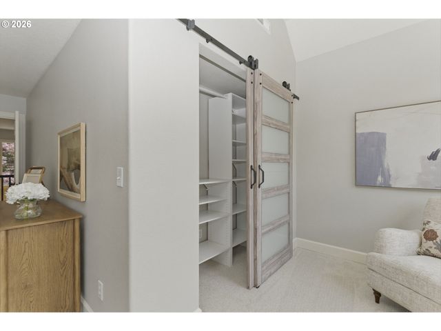 25700 KIMBERLY Dr, West Linn, OR 97068