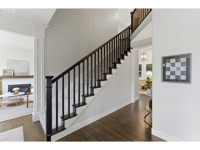25700 KIMBERLY Dr, West Linn, OR 97068