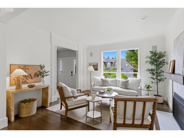 25700 KIMBERLY Dr, West Linn, OR 97068