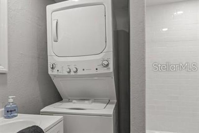 1909 E WILDER AVENUE, Tampa, FL 33610