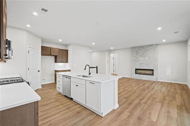 14 Dartmoor Circle, Dallas, GA 30157