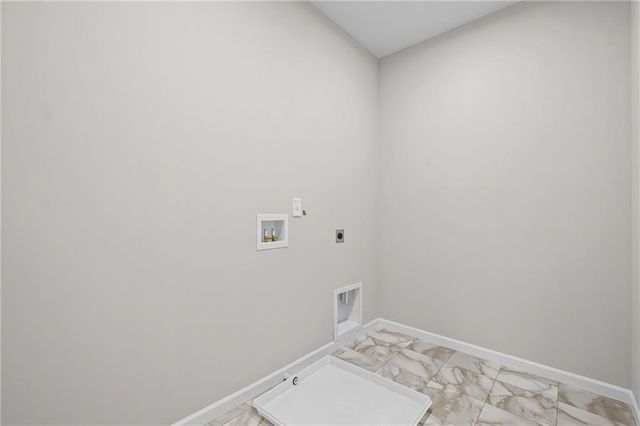 14 Dartmoor Circle, Dallas, GA 30157