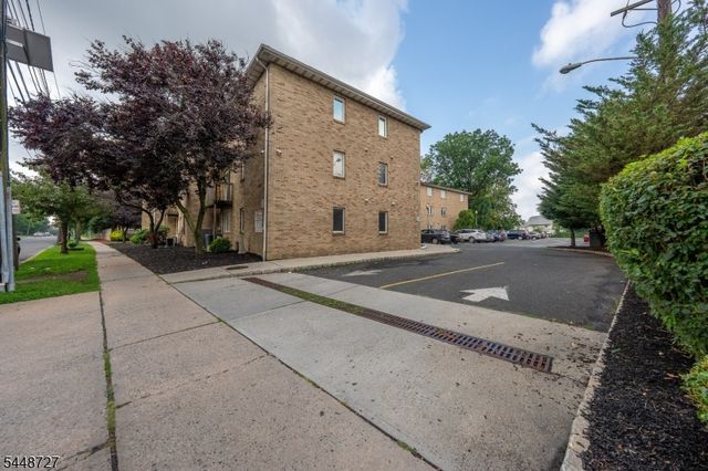 1250 N Broad St A1, Hillside Twp., NJ 07205