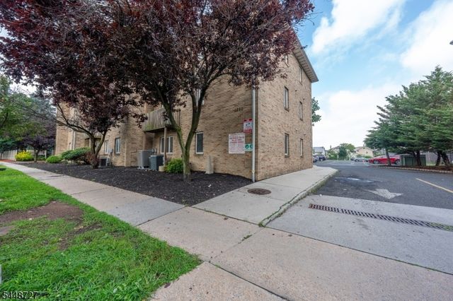 1250 N Broad St A1, Hillside Twp., NJ 07205