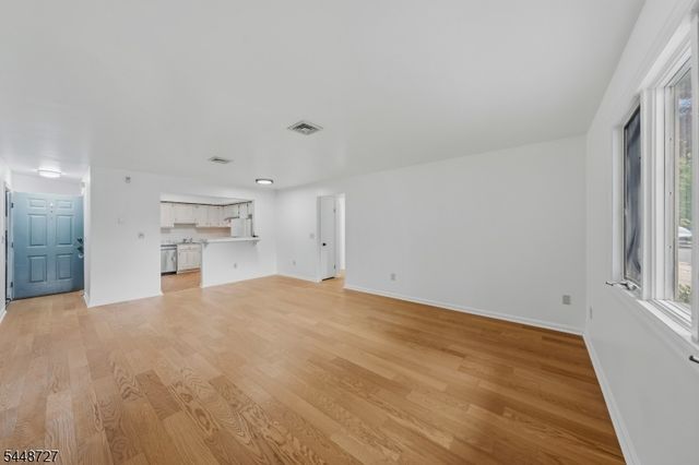 1250 N Broad St A1, Hillside Twp., NJ 07205