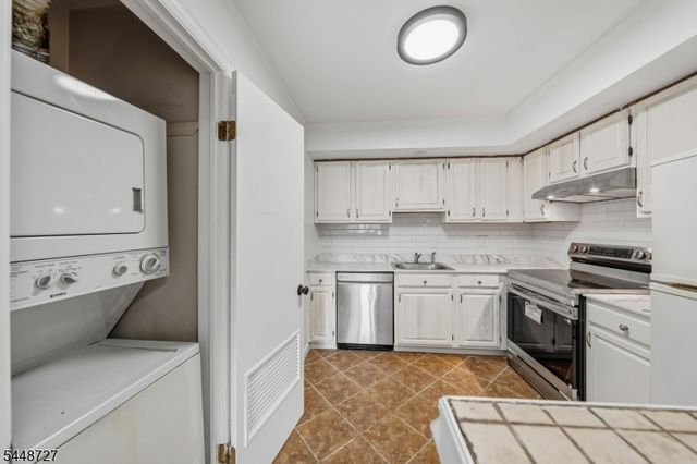 1250 N Broad St A1, Hillside Twp., NJ 07205