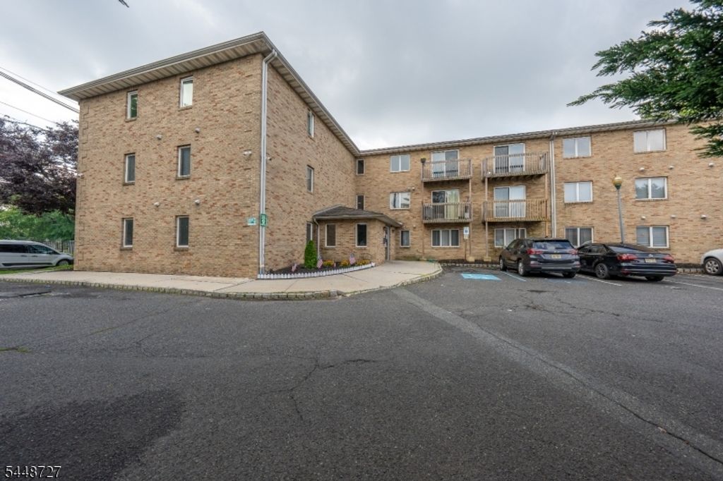 1250 N Broad St A1, Hillside Twp., NJ 07205