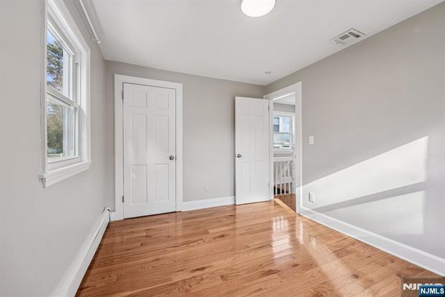 144 Union Street B, Ridgewood, NJ 07450