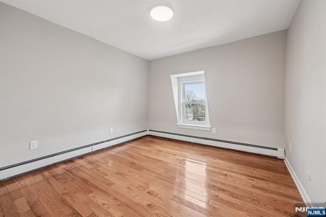 144 Union Street B, Ridgewood, NJ 07450