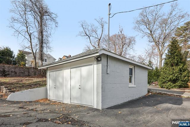 144 Union Street B, Ridgewood, NJ 07450