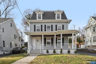 144 Union Street B, Ridgewood, NJ 07450