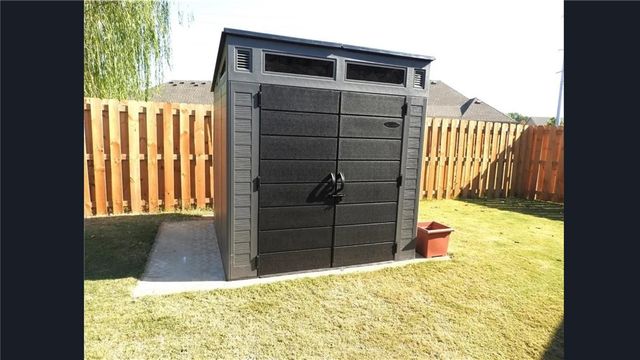 402 Arch Street, Bentonville, AR 72712