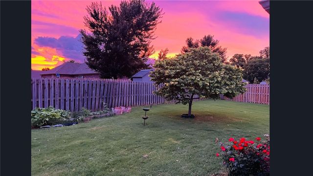 402 Arch Street, Bentonville, AR 72712