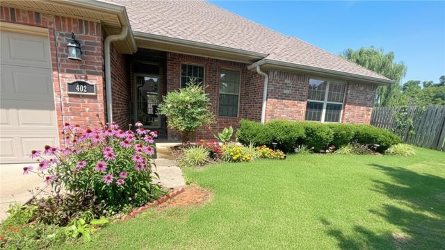402 Arch Street, Bentonville, AR 72712
