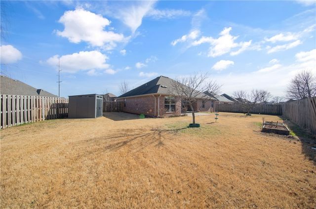 402 Arch Street, Bentonville, AR 72712