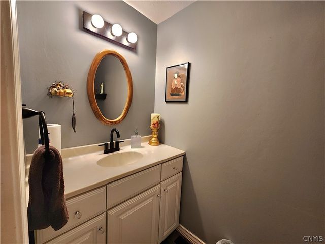 135 West Cayuga Street, Oswego, NY 13126