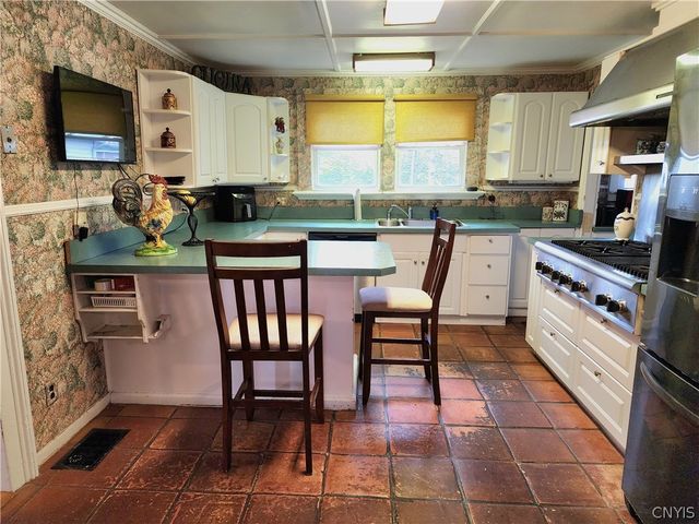 135 West Cayuga Street, Oswego, NY 13126