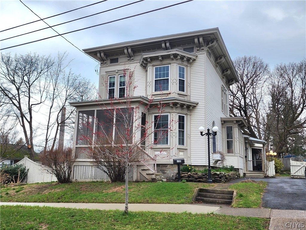 135 West Cayuga Street, Oswego, NY 13126
