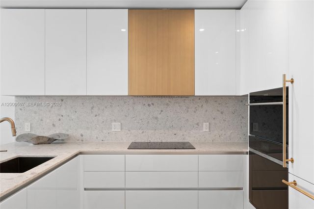 2678 Tigertail Ave 615, Miami, FL 33133