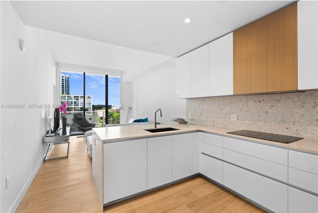 2678 Tigertail Ave 615, Miami, FL 33133