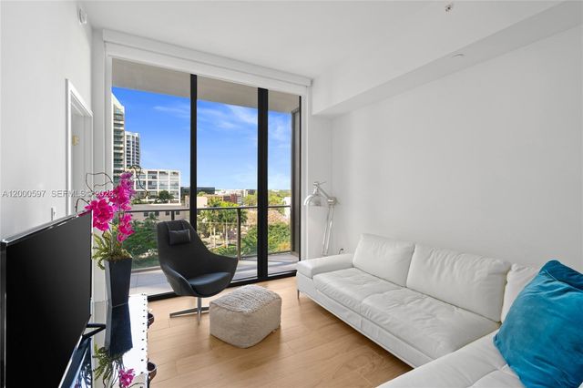 2678 Tigertail Ave 615, Miami, FL 33133