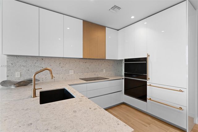 2678 Tigertail Ave 615, Miami, FL 33133