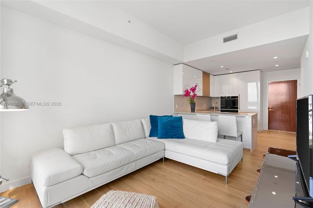 2678 Tigertail Ave 615, Miami, FL 33133