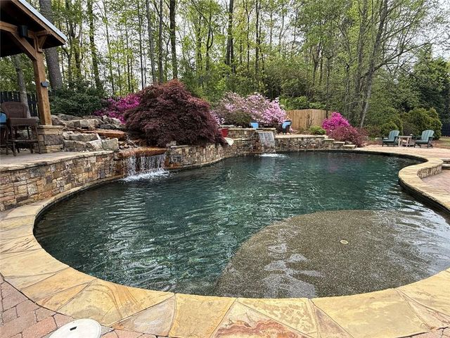 102 Country Acres Lane, Canton, GA 30115