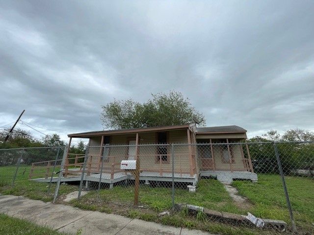 3650 Braniff St, Corpus Christi, TX 78405